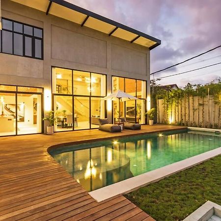 Manresa Villa Bali 4 Canggu Dış mekan fotoğraf