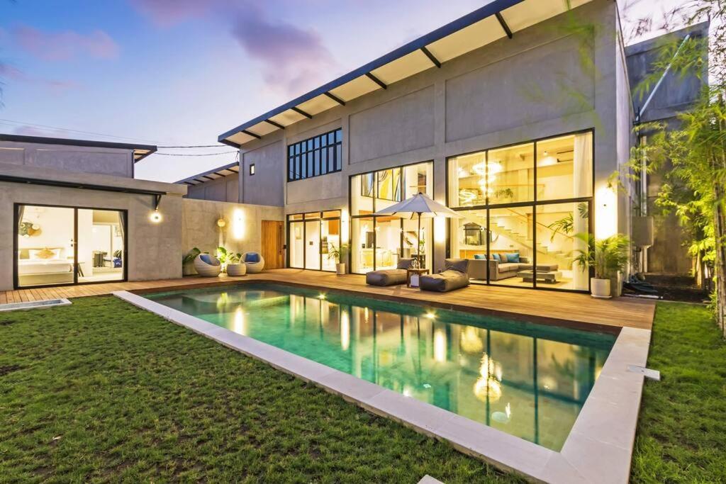 Manresa Villa Bali 4 Canggu Dış mekan fotoğraf