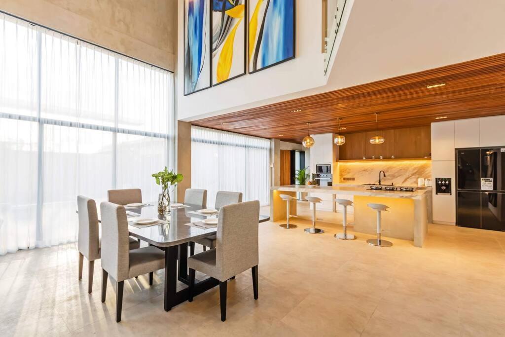 Manresa Villa Bali 4 Canggu Dış mekan fotoğraf